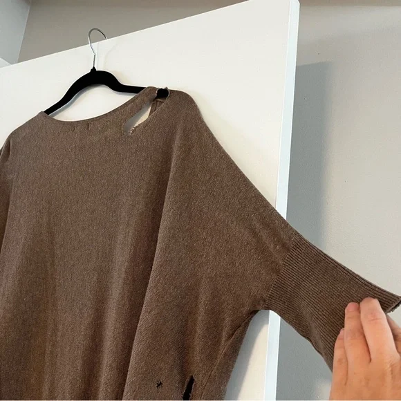 Dynamite | Distressed Oversized Sweater - Picture 11 of 14